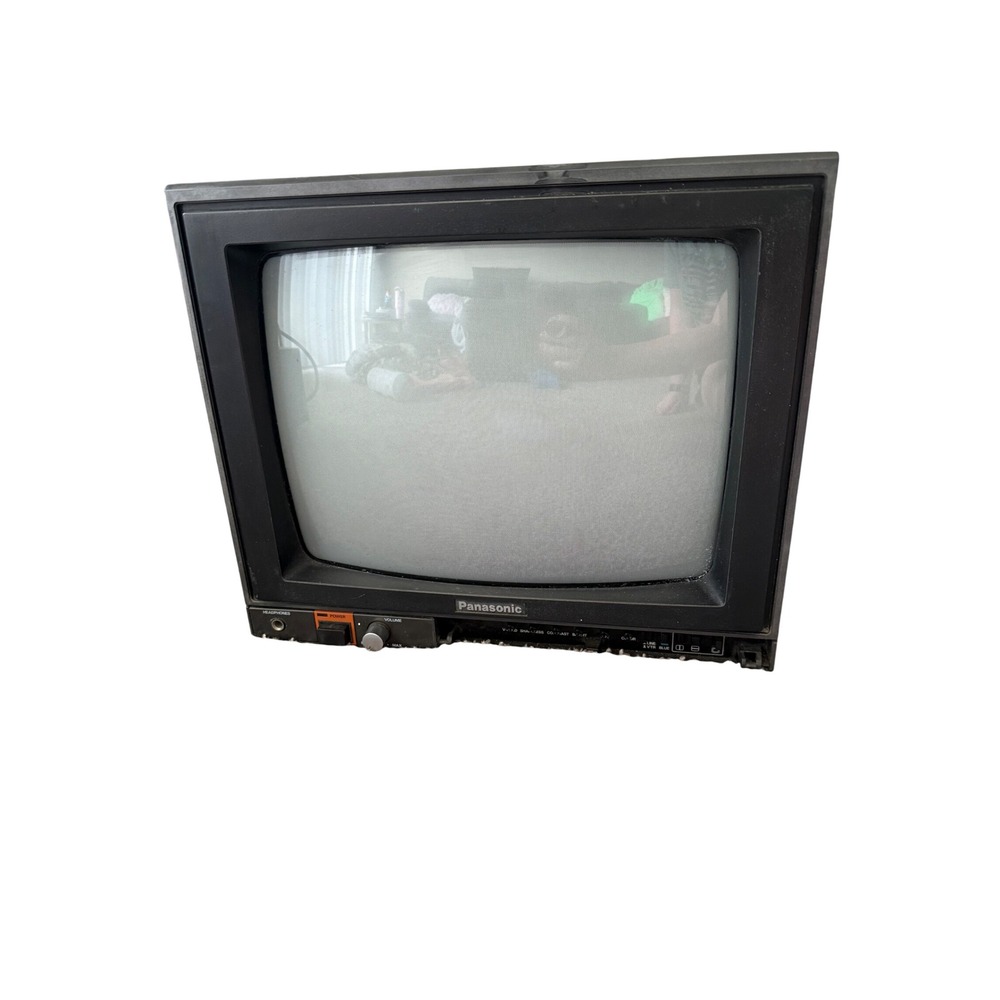 Panasonic BT-S901Y CRT Color Video Monitor 9" Black Retro Gaming PVM *WORKS*